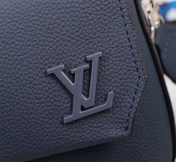 ルイヴィトンバッグ素材ディテール